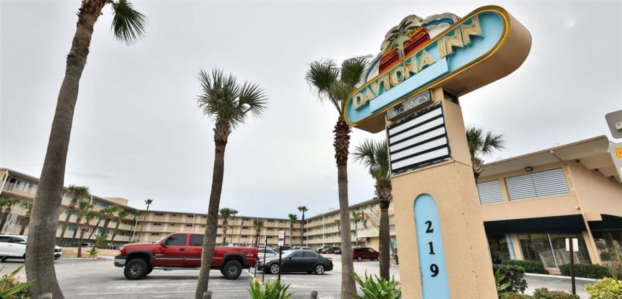 219 S Atlantic Ave #412, Daytona Beach