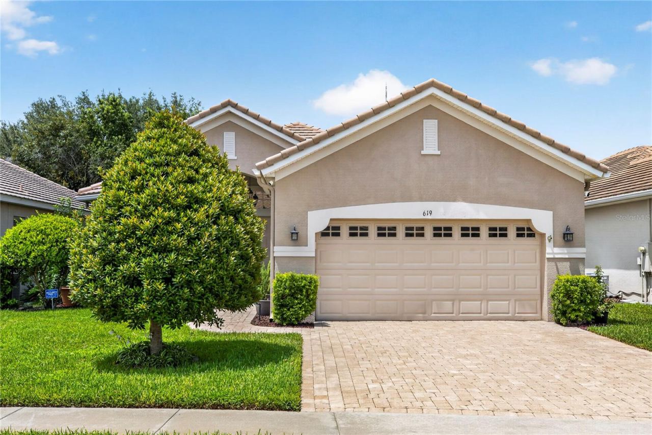Photo 2 of 619 Newhall Ln, Debary, FL 32713
