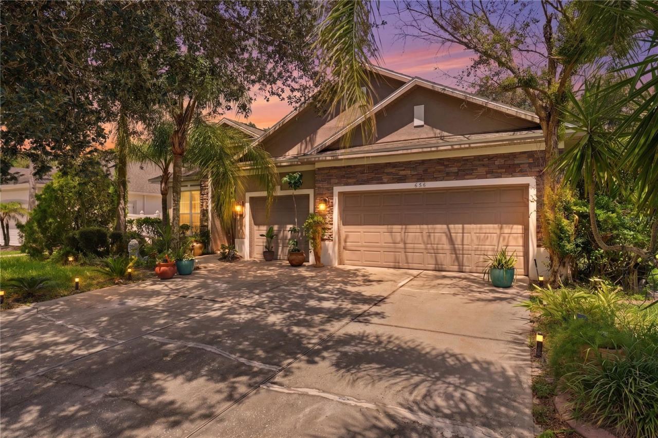 458 Woodford Dr, Debary, FL 32713