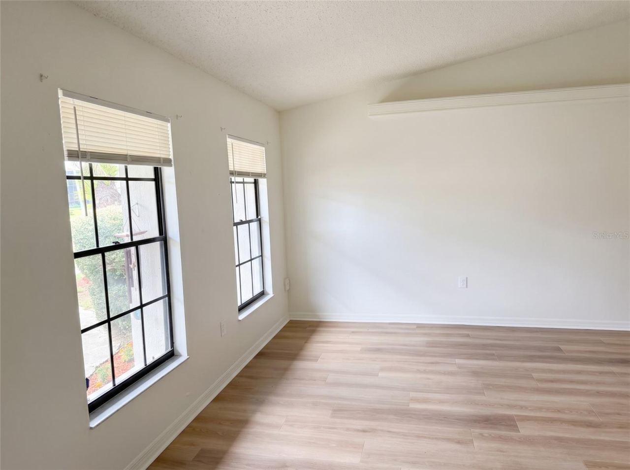 Photo 3 of 1060 E Normandy Blvd, Deltona, FL 32725
