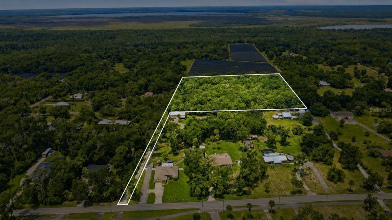 Grand Ave, Deland, FL 32720