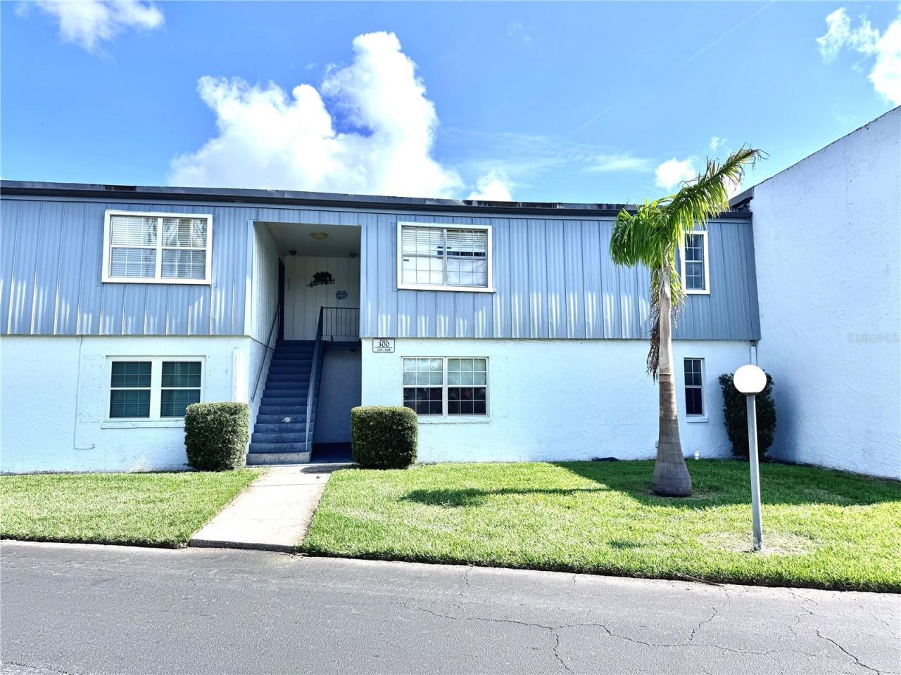 1000 S Semoran Blvd #305, Winter Park