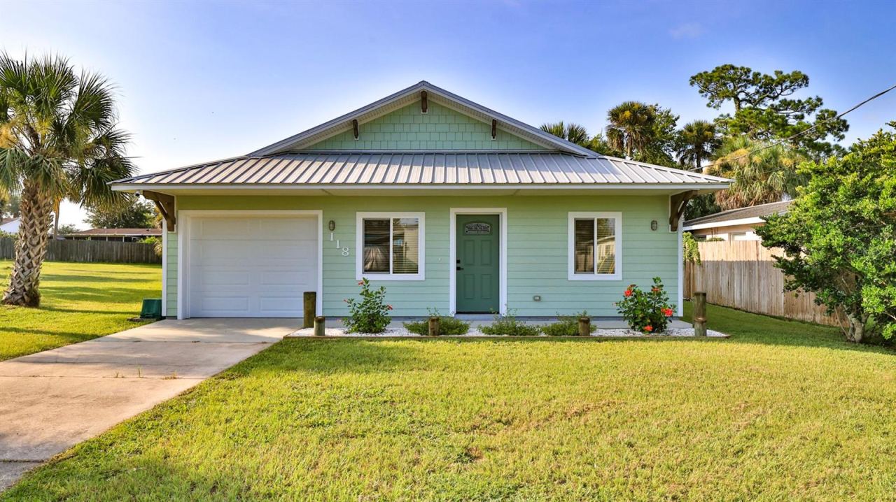 118 Snyder St, Edgewater, FL 32132