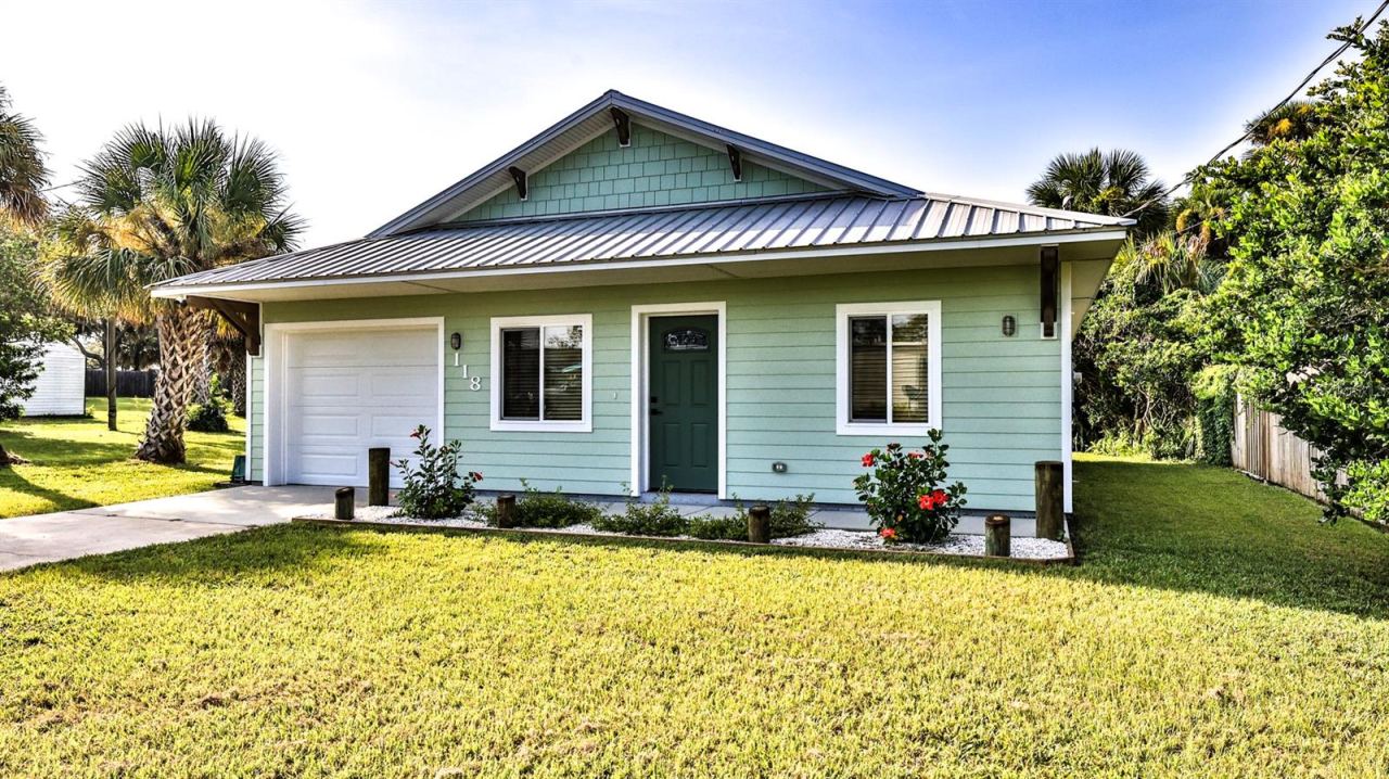 Photo 2 of 118 Snyder St, Edgewater, FL 32132