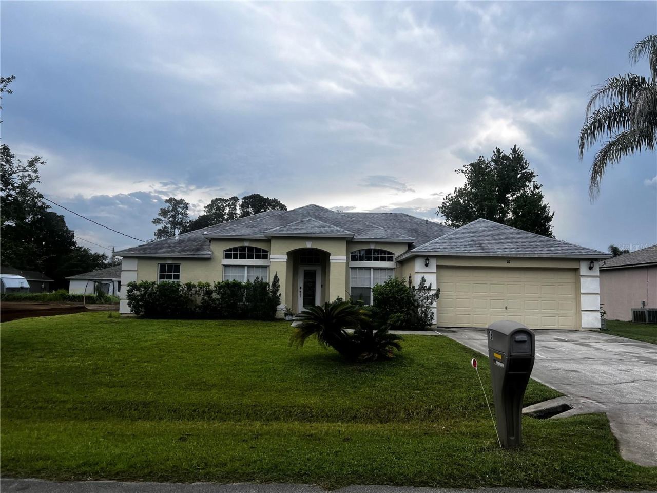 76 Birchwood Dr, Palm Coast