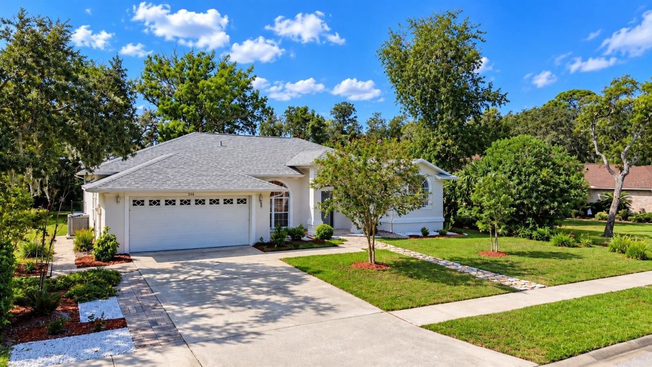 Photo 3 of 516 Sun Lake Dr, Port Orange, FL 32127