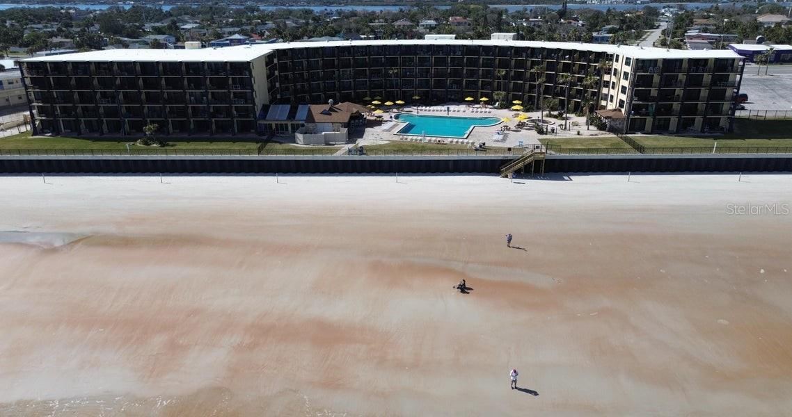 Photo 3 of 2301 S Atlantic Ave #303, Daytona Beach Shores, FL 32118