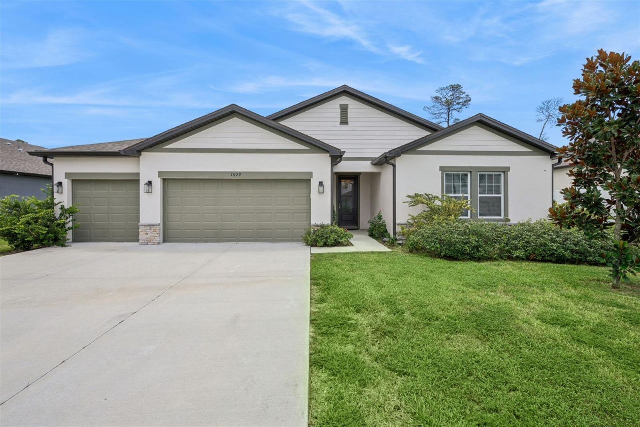 1699 Meadowlark Dr, Deltona