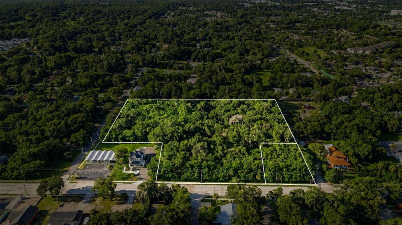Photo 3 of E New York Ave, Deland, FL 32724
