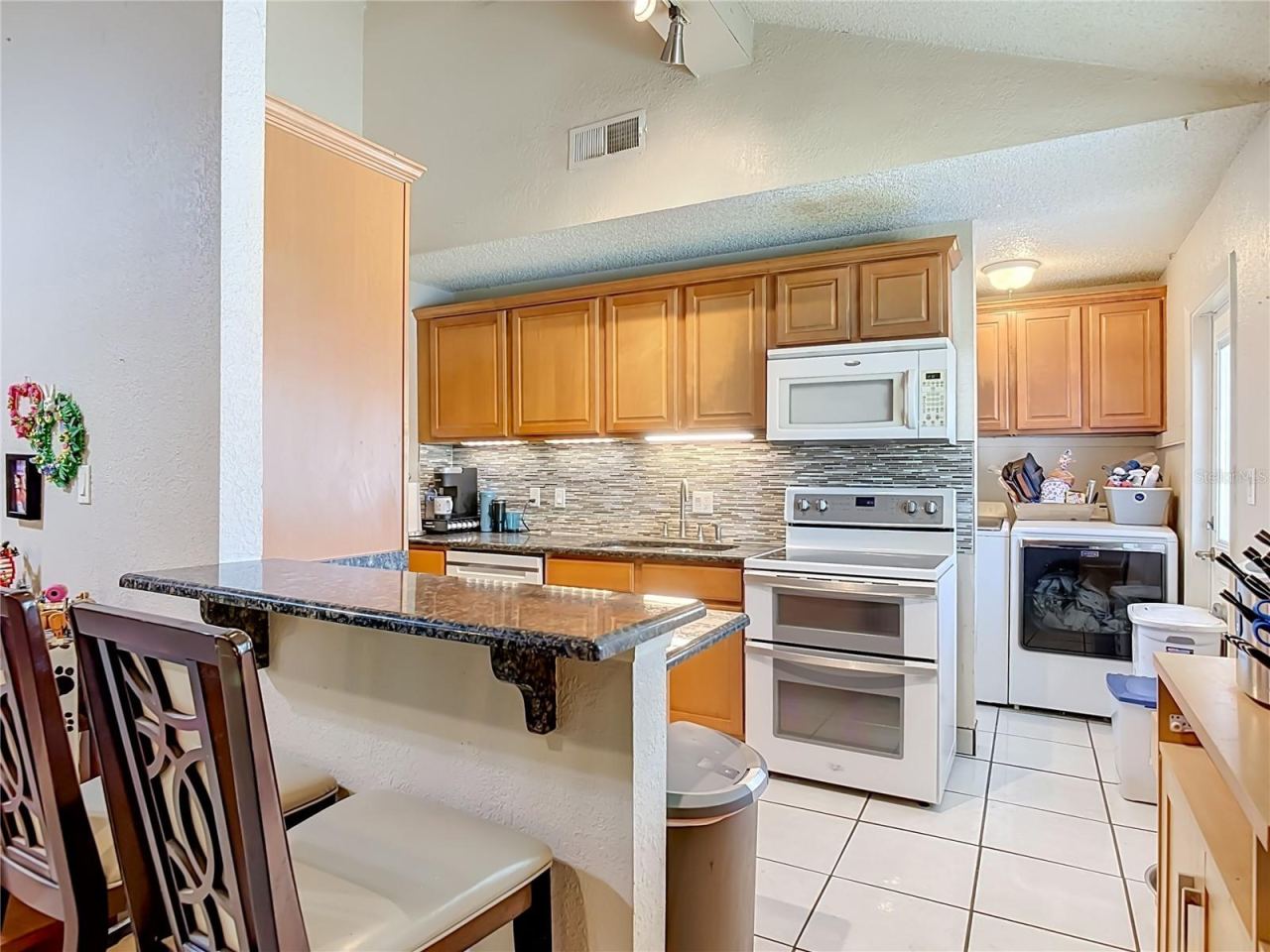 Photo 3 of 1123 W Hancock Dr, Deltona, FL 32725