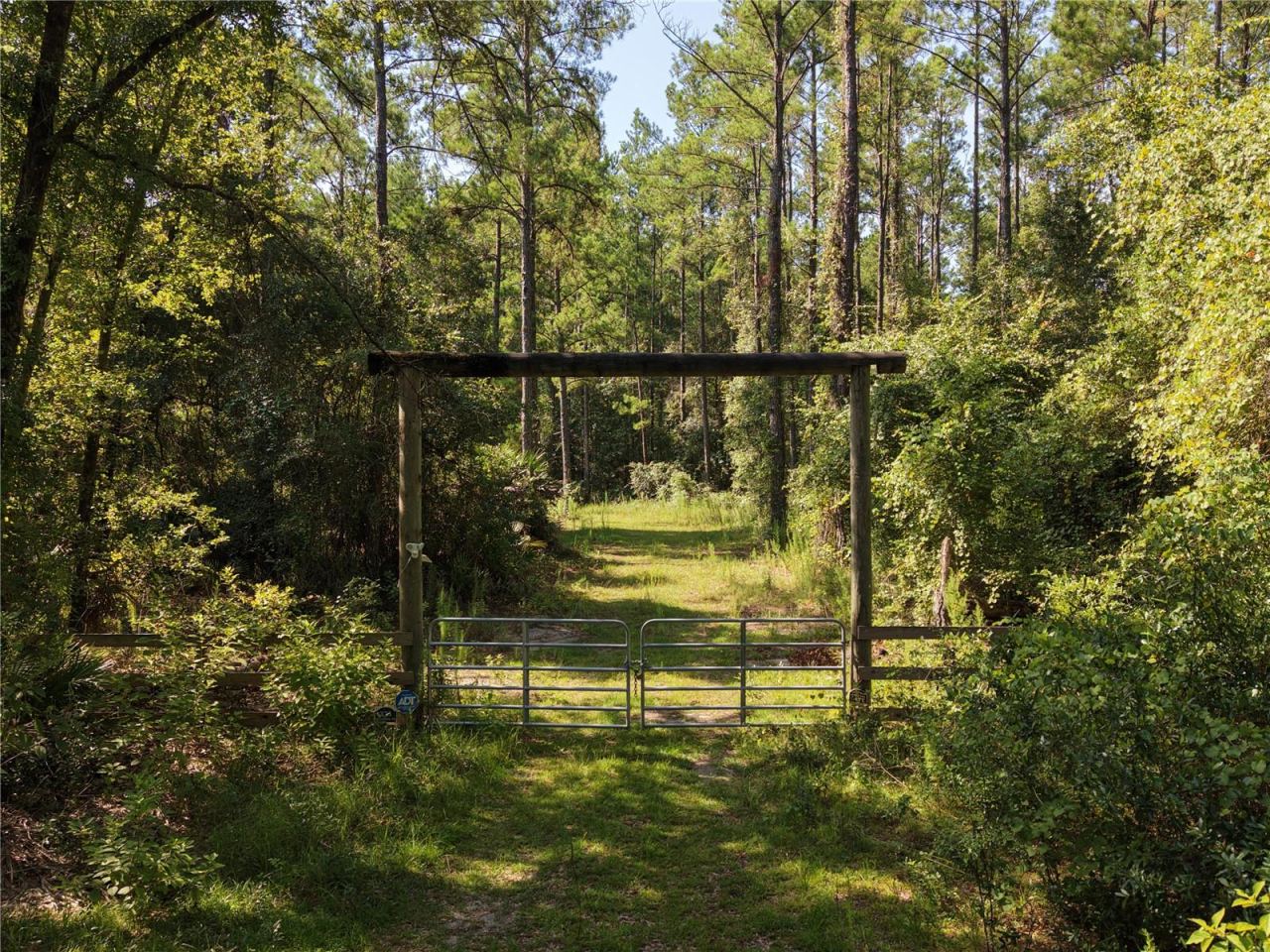 Photo 2 of 375 Buck Springs Rd, Palatka, FL 32177