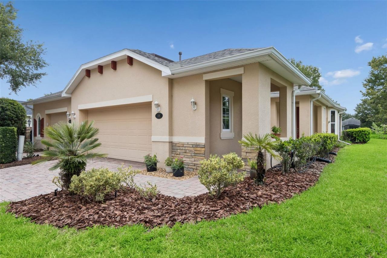 Photo 2 of 1381 Abbot Way, Deland, FL 32724