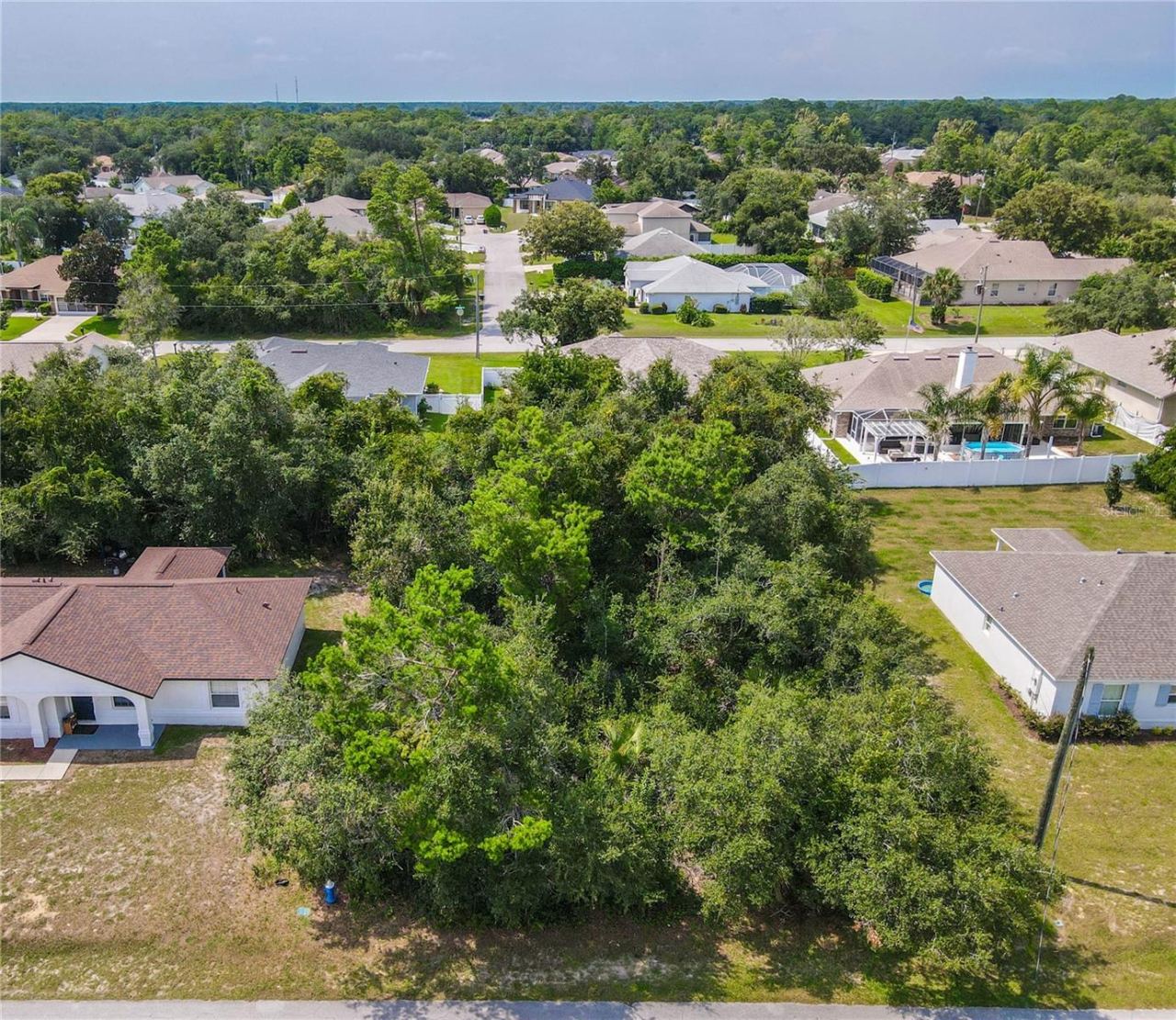 Photo 3 of 76 Freeport Ln, Palm Coast, FL 32137