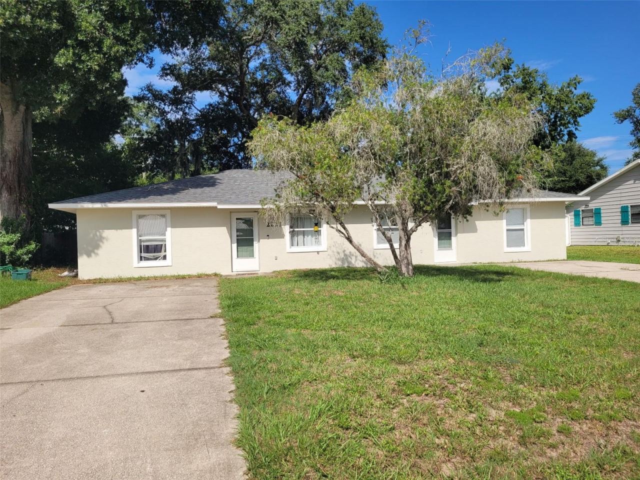 2225 India Palm Dr, Edgewater, FL 32141