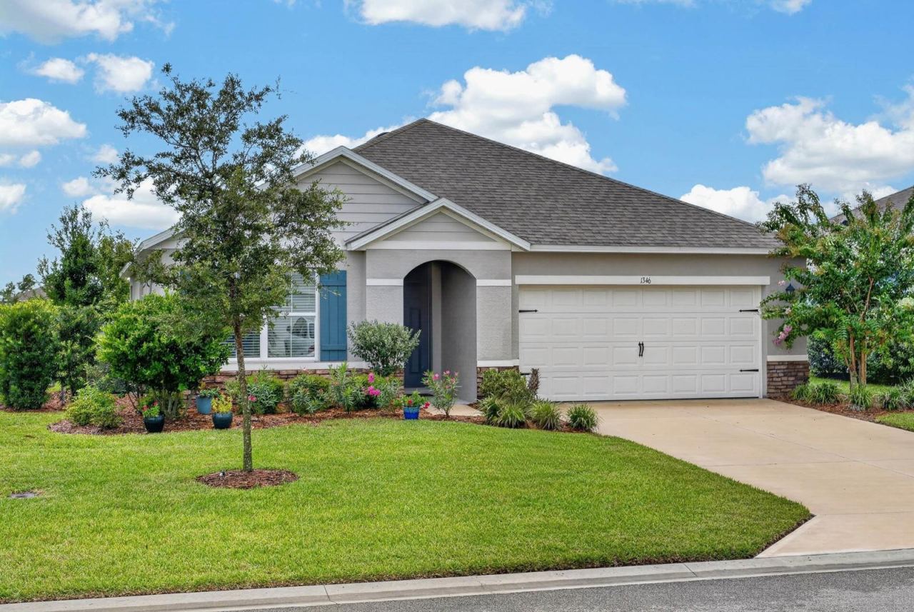 1346 Middle Lake Dr, Ormond Beach, FL 32174
