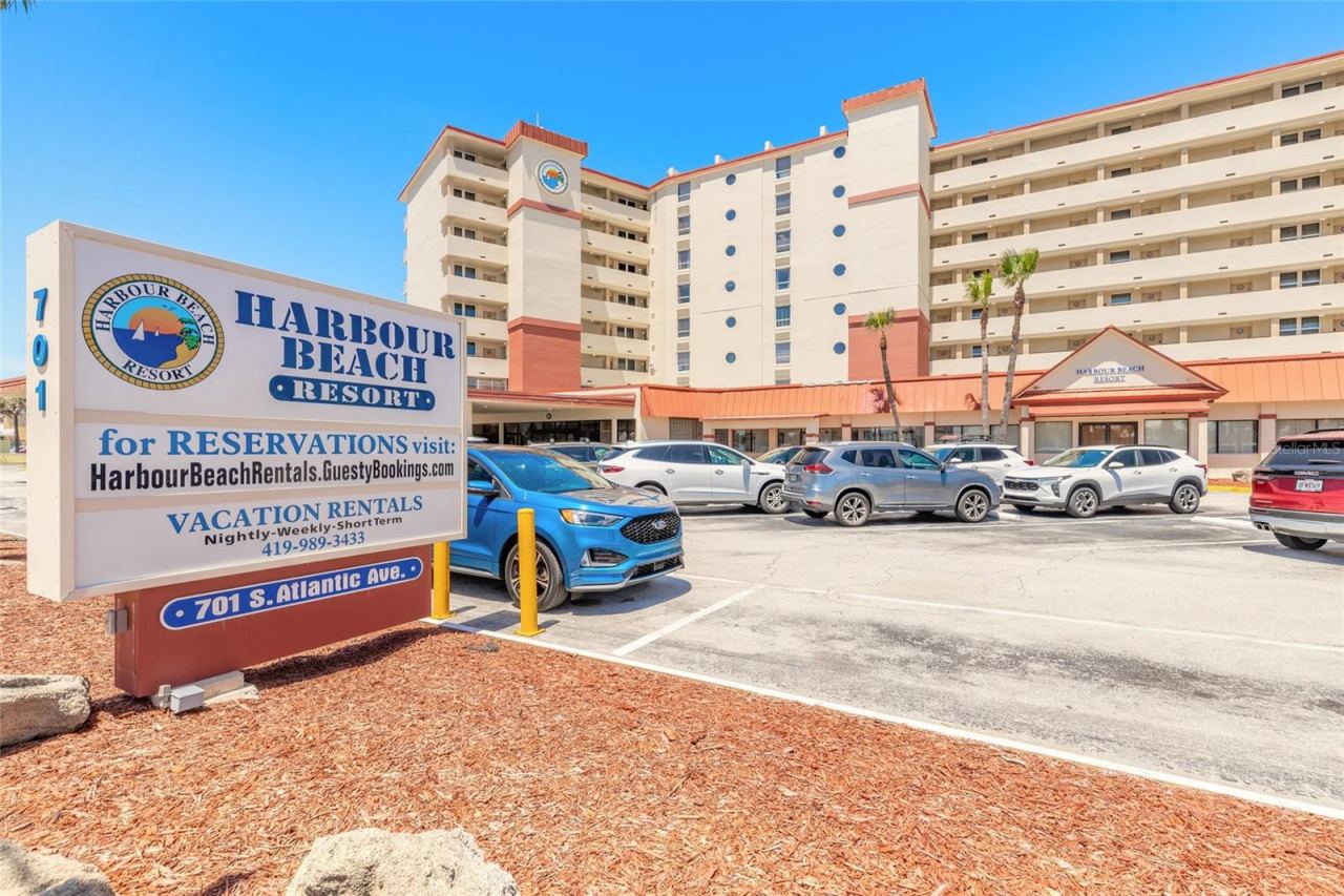 Photo 2 of 701 S Atlantic Ave #621, Daytona Beach, FL 32118