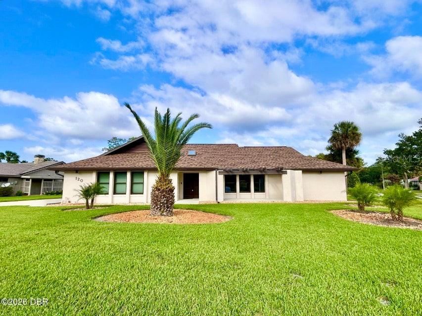 120 Peachtree Cir, Daytona Beach, FL 32114