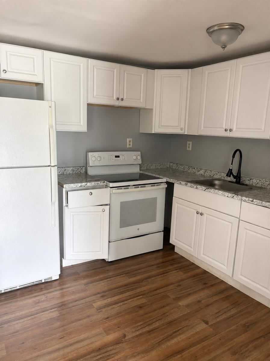 Photo 5 of 407 S Anderson St, Bunnell, FL 32110