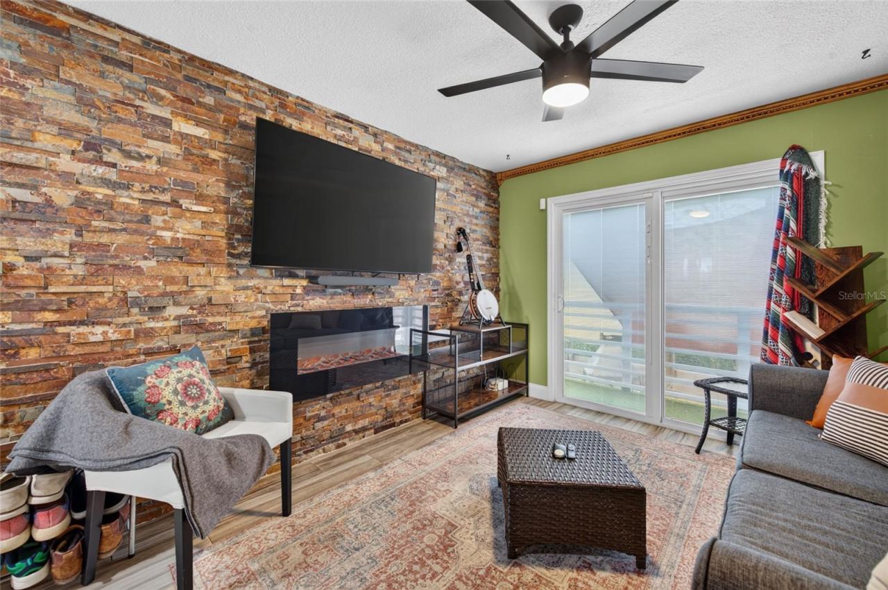 Photo 3 of 881 Catfish Ave, New Smyrna Beach, FL 32169