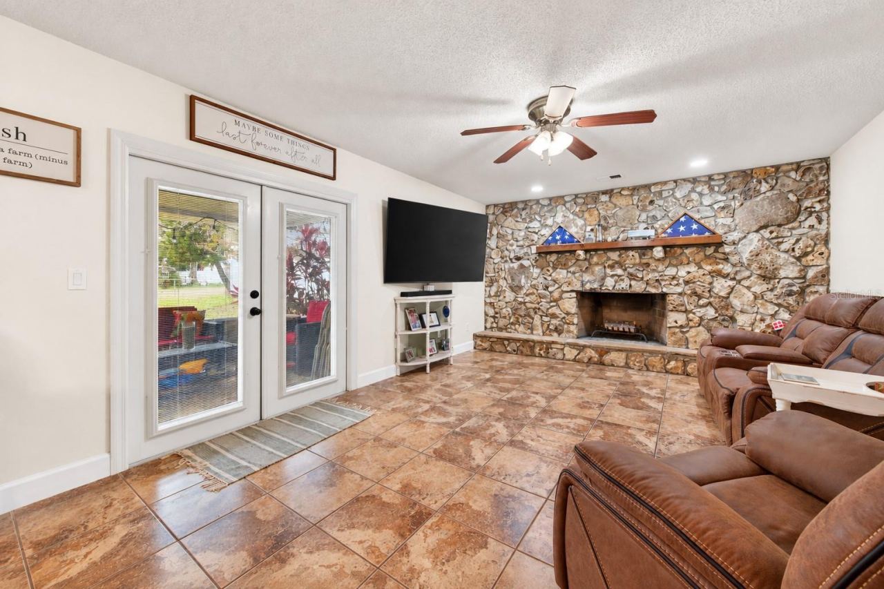 Photo 3 of 222 Pinerock Pl, Port Orange, FL 32127