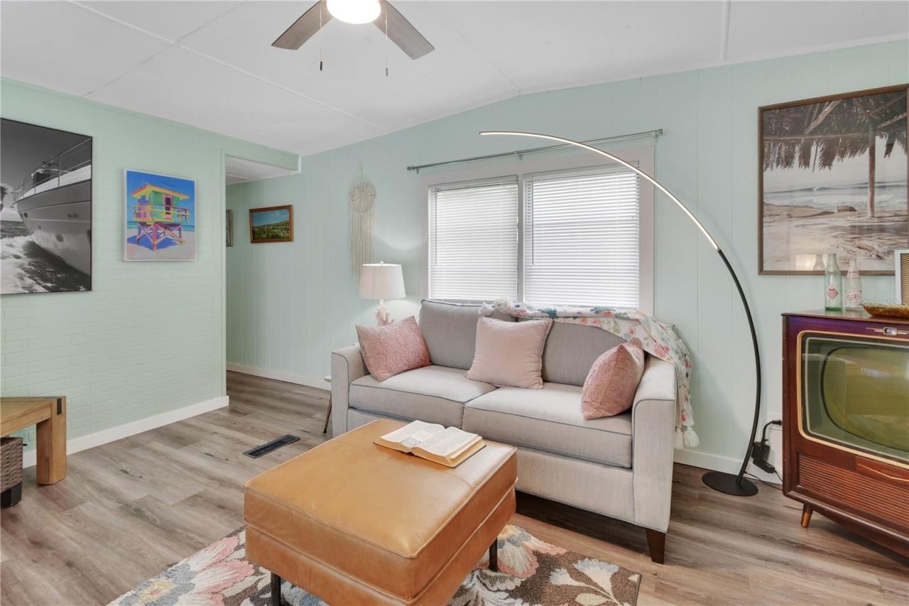 Photo 3 of 109 Cypress Dr, Debary, FL 32713