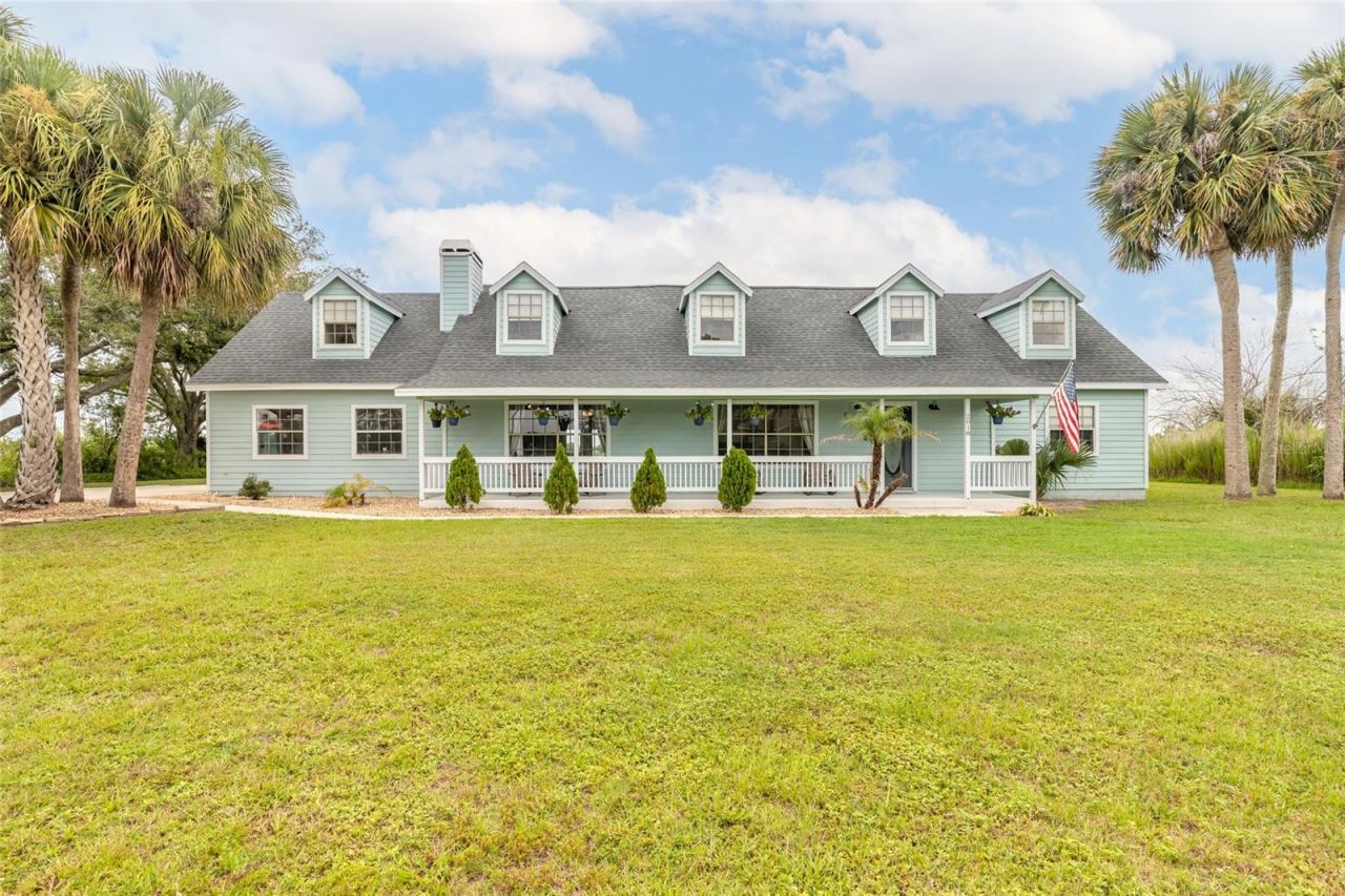 Photo 2 of 2018 Montero Cir, Deltona, FL 32738