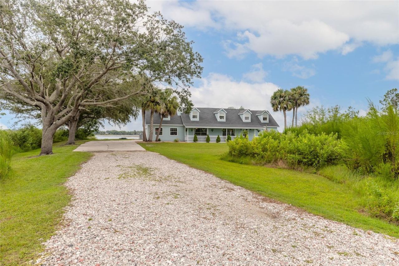 Photo 3 of 2018 Montero Cir, Deltona, FL 32738