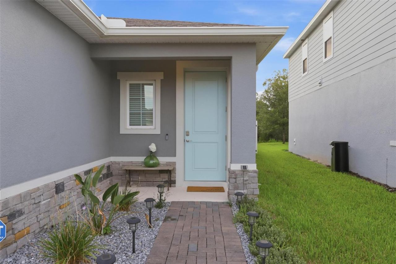 Photo 3 of 7068 Lanier Falls Rd, Deland, FL 32724