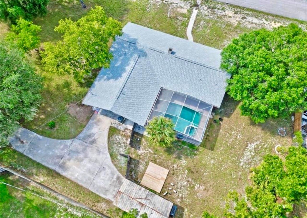 Photo 3 of 2831 Ascot Ln, Deltona, FL 32738
