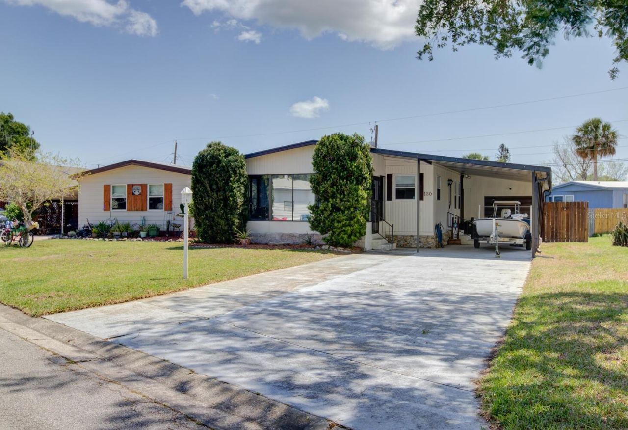 Photo 2 of 130 Pine St, Edgewater, FL 32141