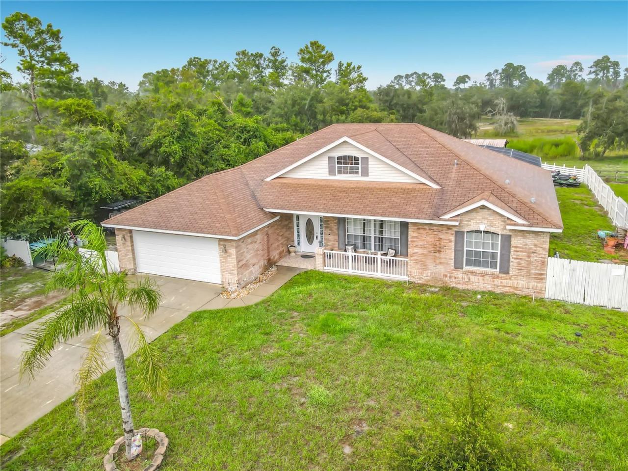 Photo 2 of 2136 Carla Dr, Deltona, FL 32738