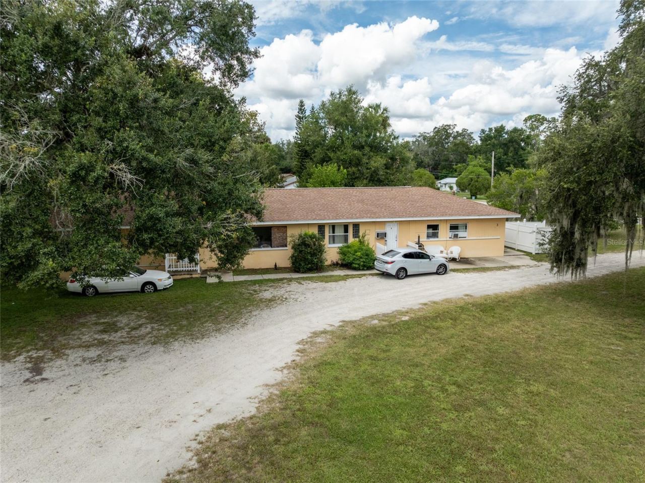 Photo 2 of 124 S Charles Richard Beall Blvd, Debary, FL 32713