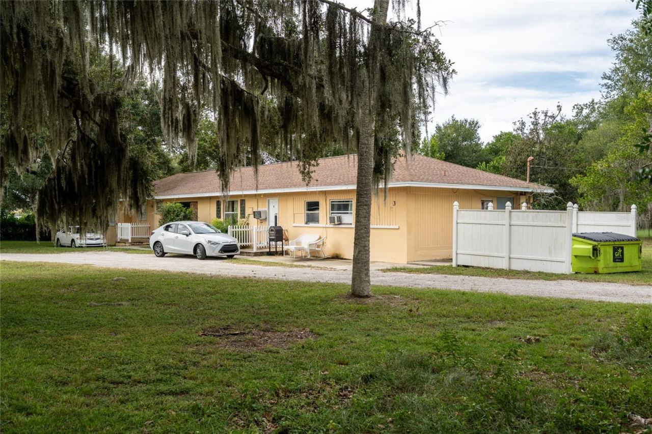 Photo 3 of 124 S Charles Richard Beall Blvd, Debary, FL 32713