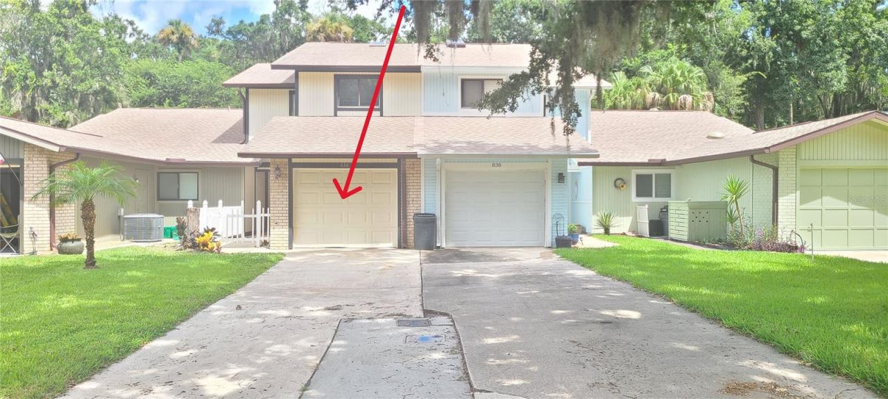 Photo 2 of 836 Sugar House Dr, Port Orange, FL 32129