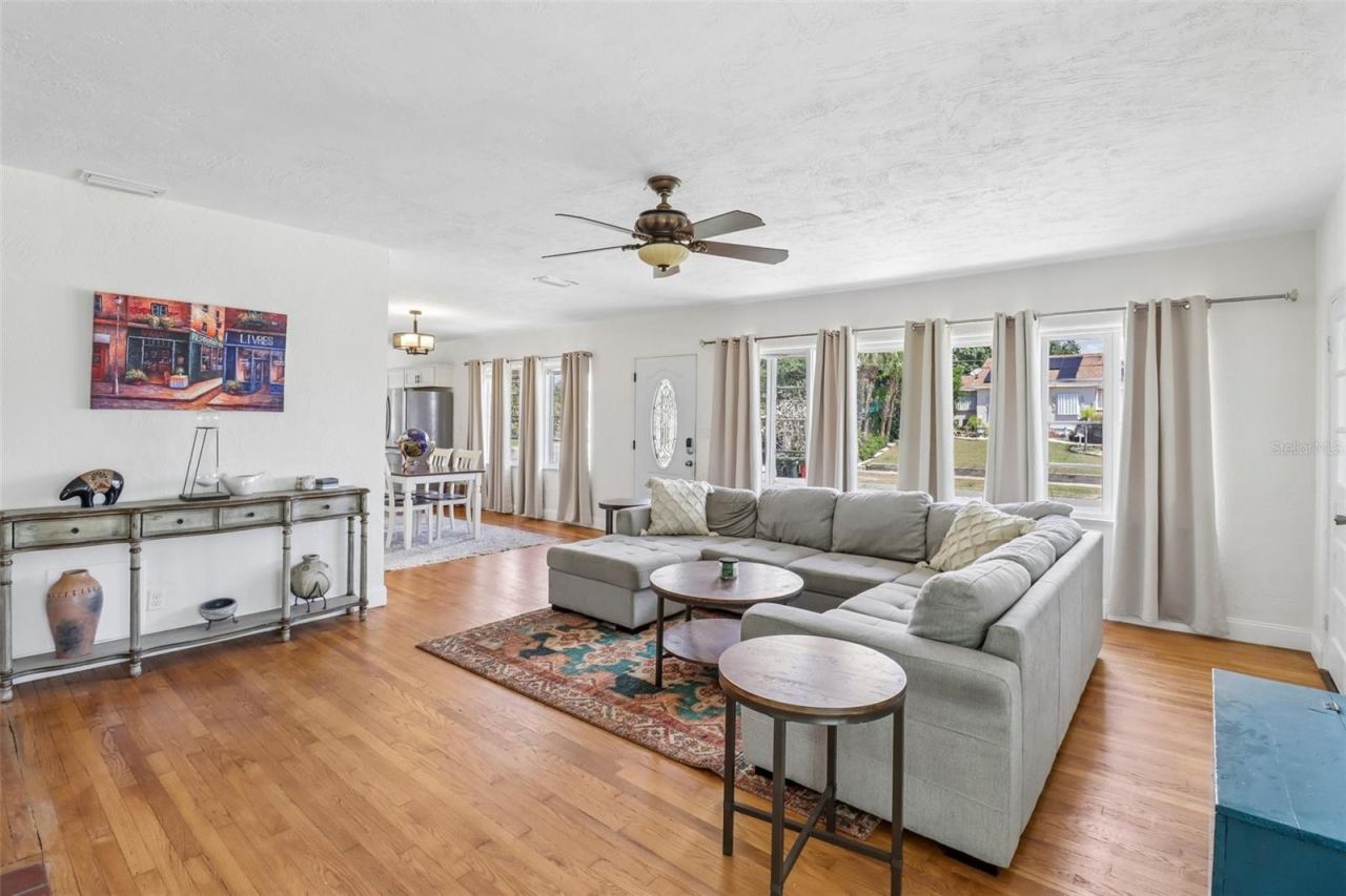 Photo 5 of 300 Revilo Blvd, Daytona Beach, FL 32118