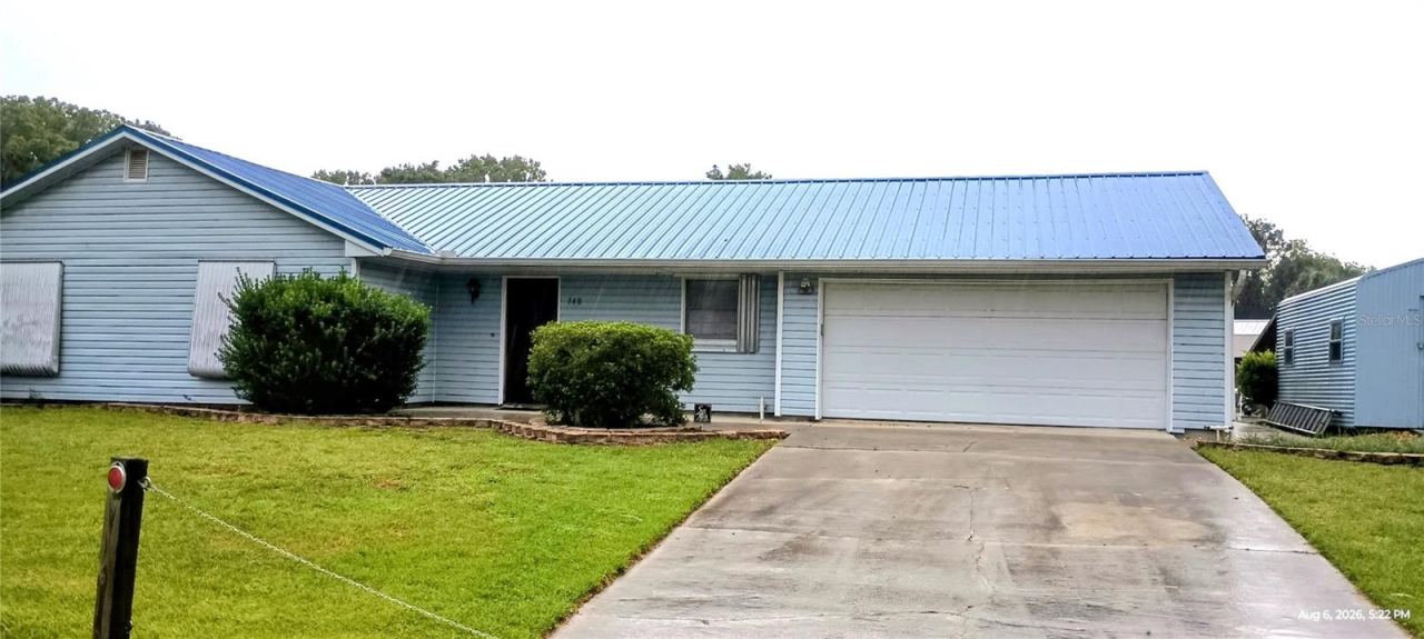 Photo 2 of 148 Hicks Ave, Crescent City, FL 32112
