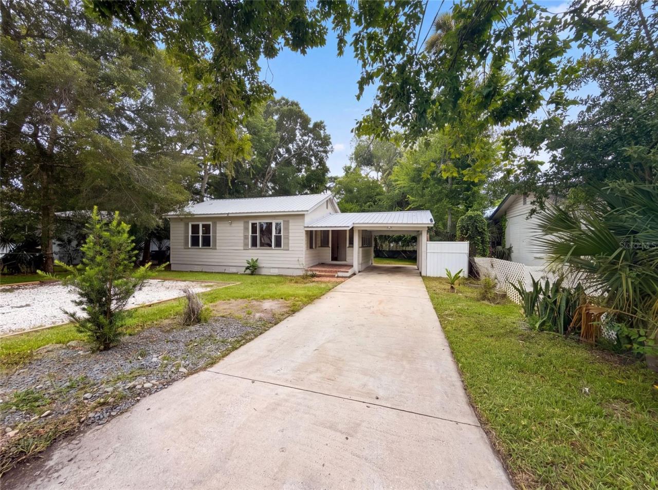 706 Flanders Ave, Daytona Beach, FL 32114