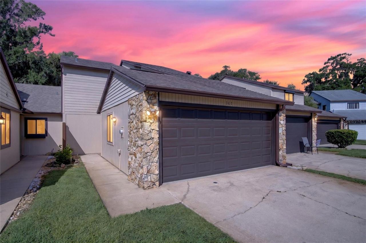 367 Castlewood Ln, New Smyrna Beach, FL 32168