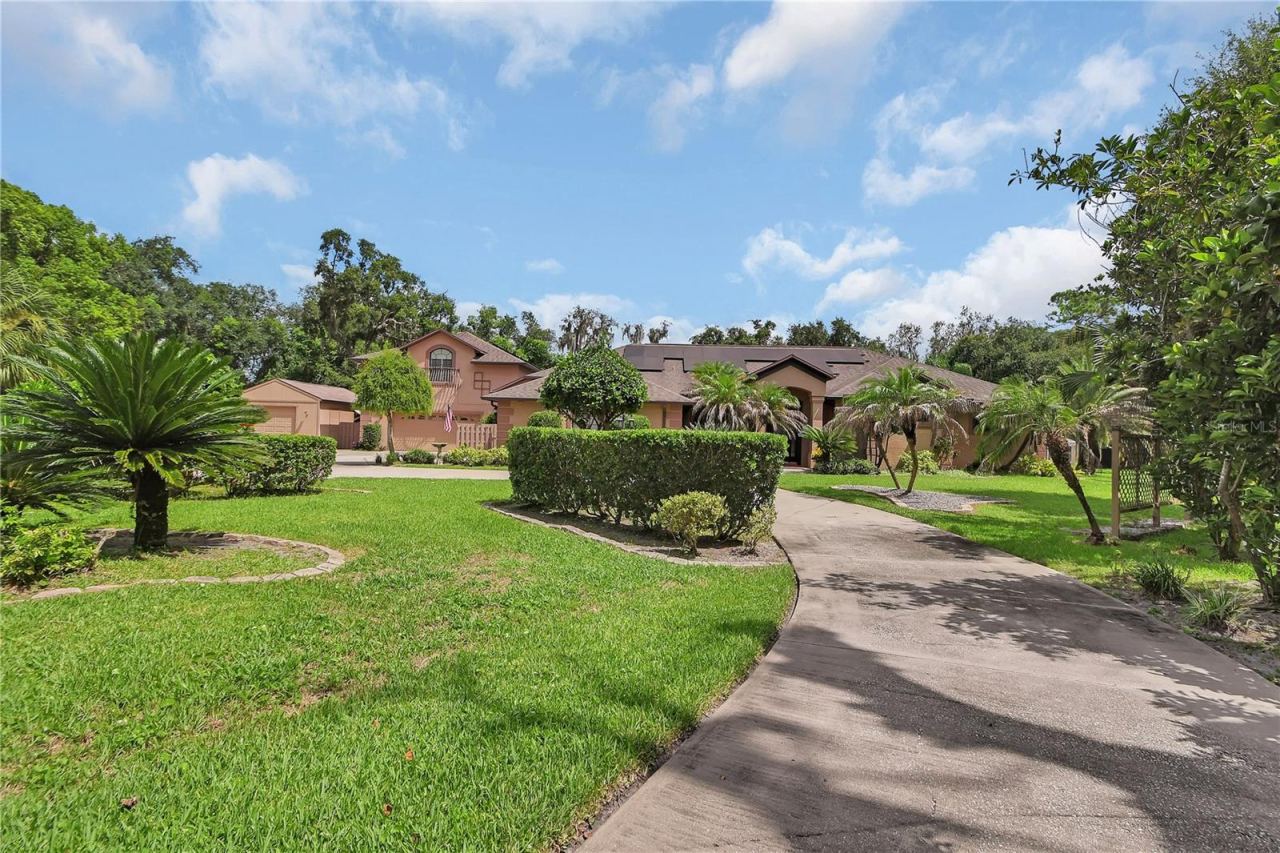 Photo 3 of 6241 Palomino Cir, Port Orange, FL 32127