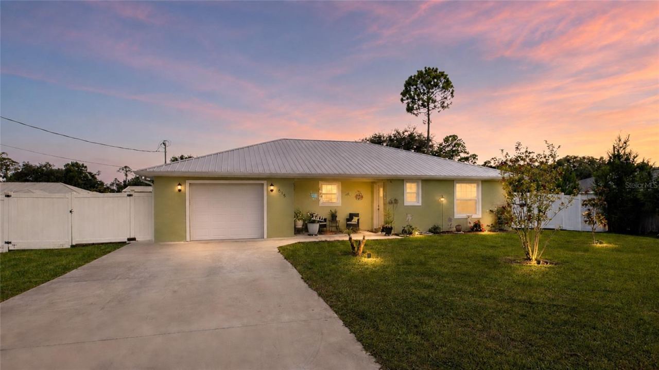 Photo 2 of 615 Fourth, Bunnell, FL 32110