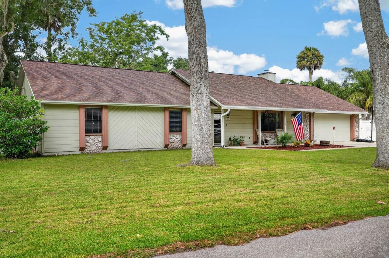 Photo 3 of 105 Eddy Ln, Port Orange, FL 32129