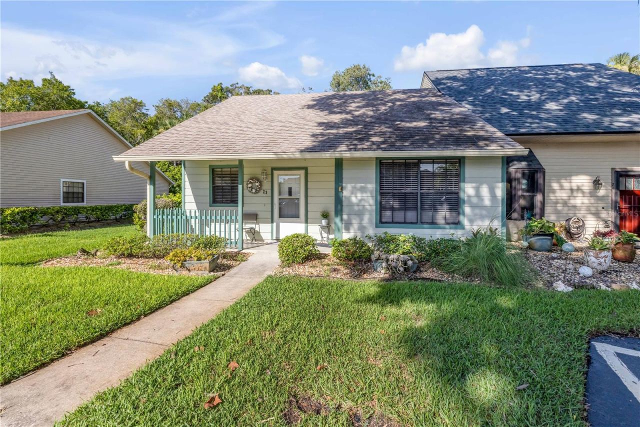 Photo 2 of 232 N Ridgewood Ave #23, Edgewater, FL 32132