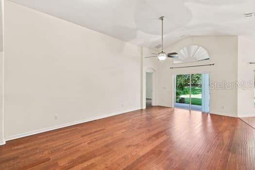 Photo 2 of 515 E Victoria Trails Blvd, Deland, FL 32724