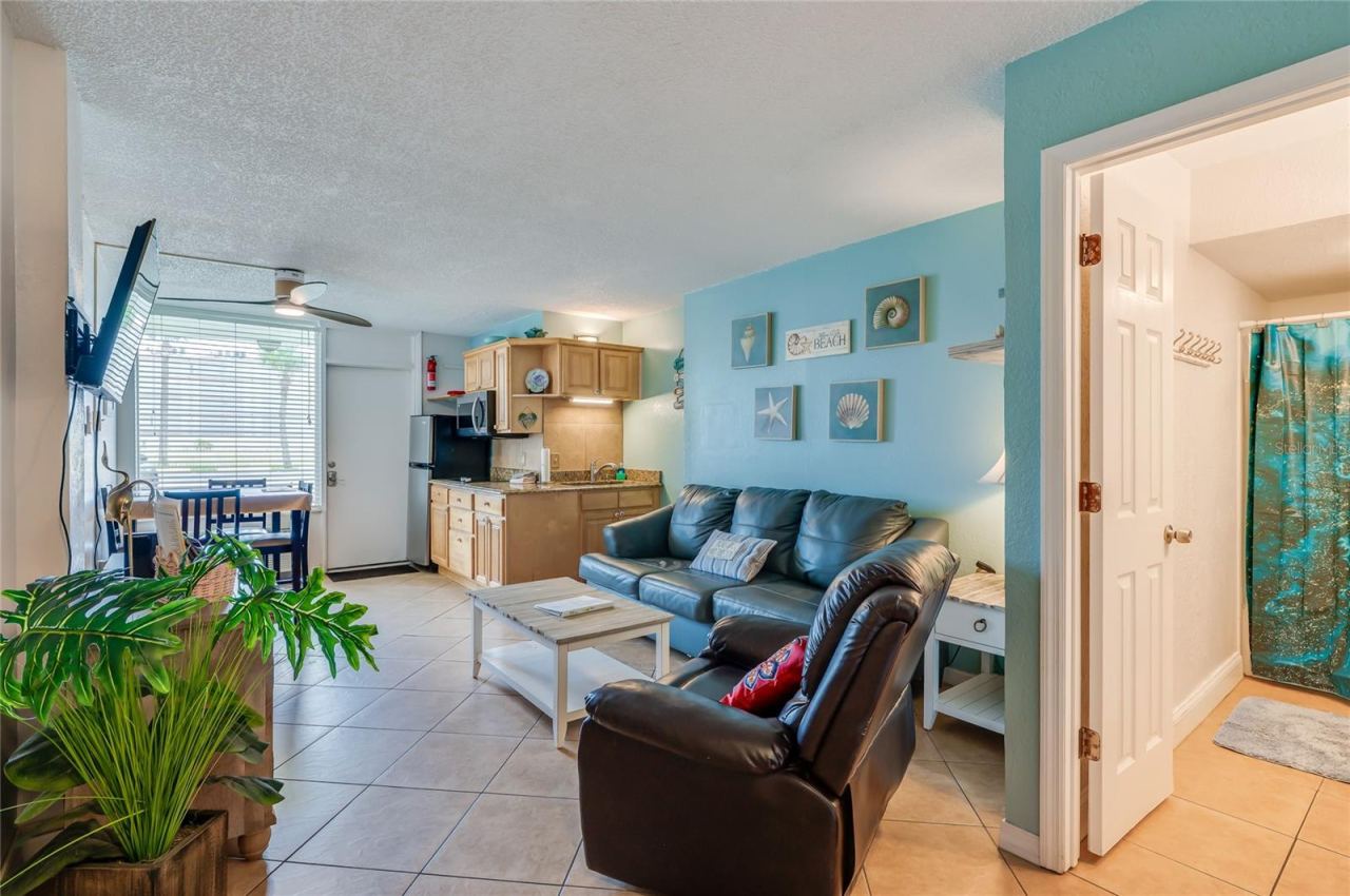 Photo 3 of 935 S Atlantic Ave #112, Daytona Beach, FL 32118