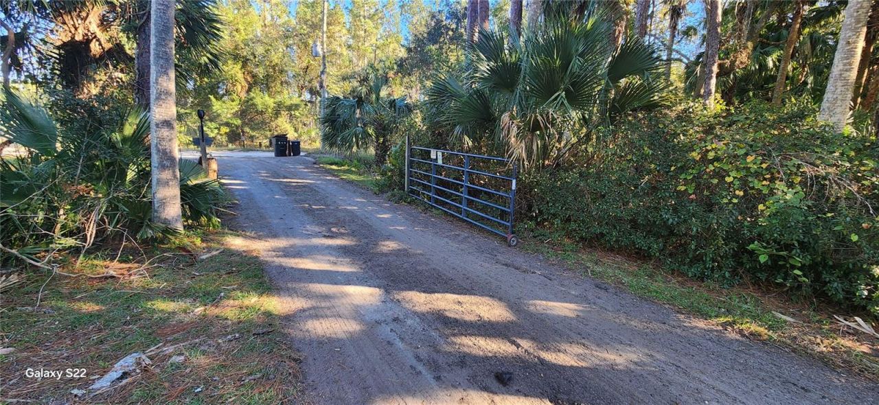 Photo 3 of 680 E Black Point Rd, Bunnell, FL 32110