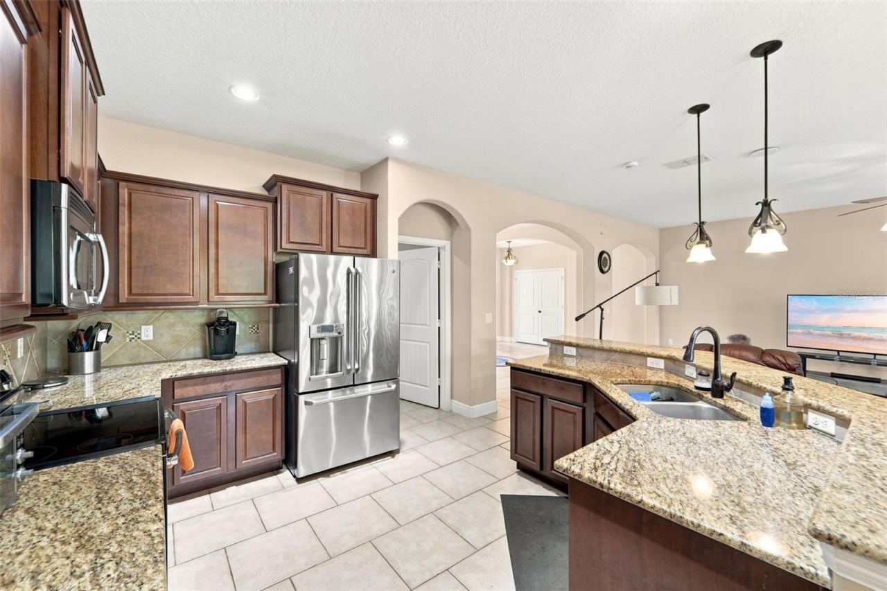 Photo 2 of 1451 Daystar Ln, Deltona, FL 32725