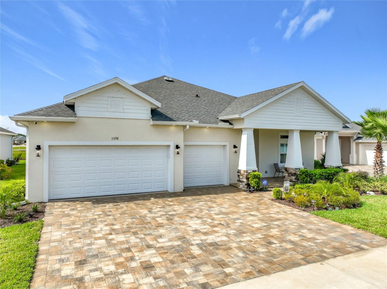 Photo 2 of 1576 Lake Reserve Dr, Deland, FL 32724