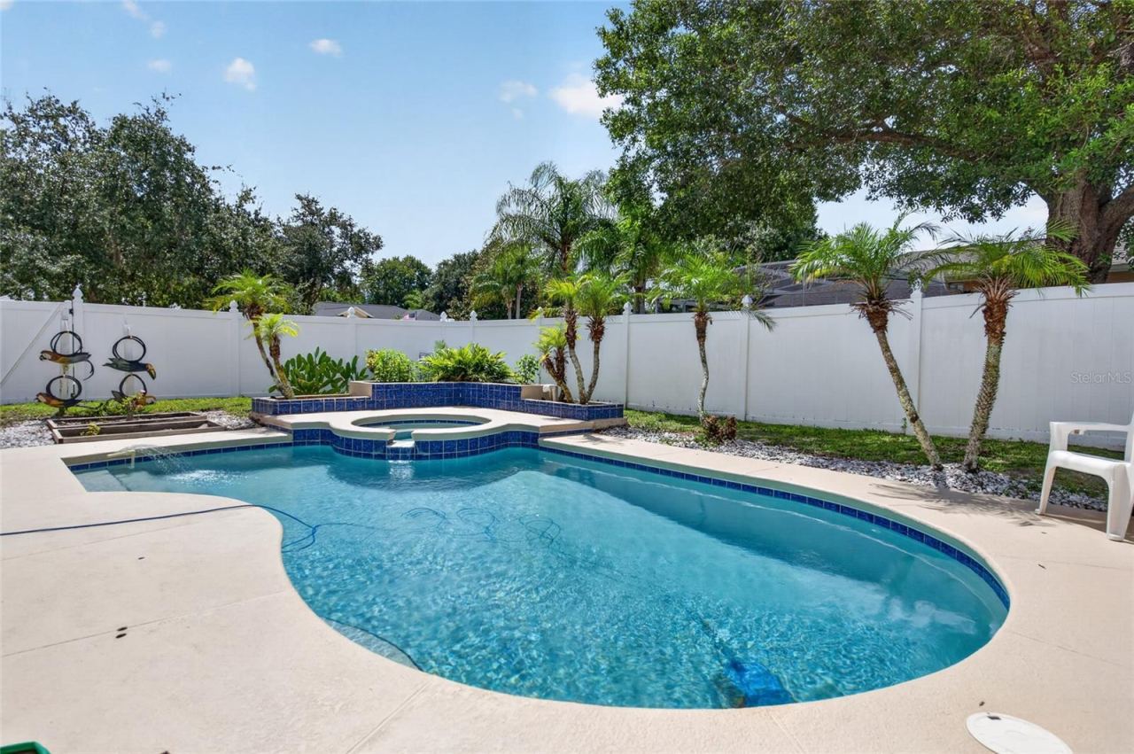 Photo 2 of 1418 Princess Paula Dr, Port Orange, FL 32129
