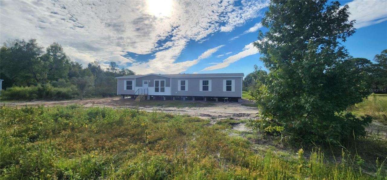 Photo 2 of 1636 Mistletoe St, Bunnell, FL 32110