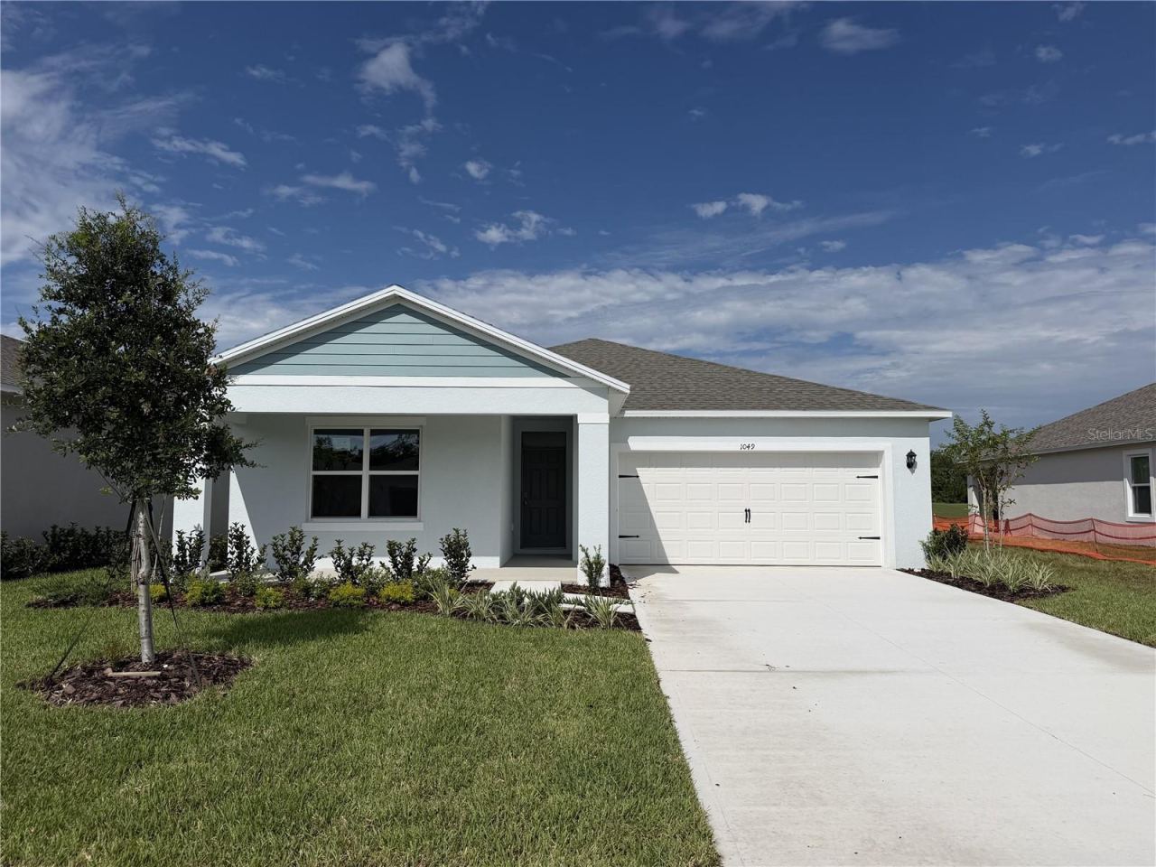 1049 Champion Ridge Dr, Daytona Beach, FL 32124